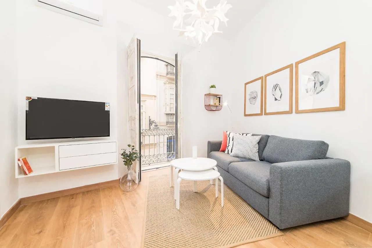 Suite Homes Uncibay Square Malaga 0*,